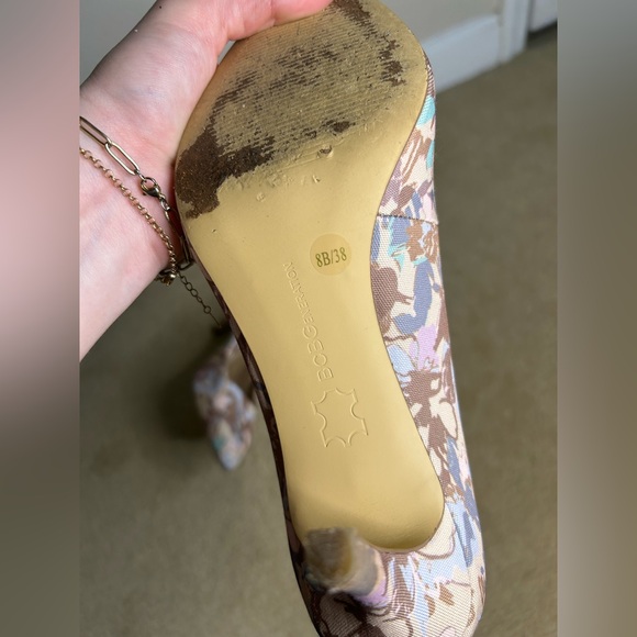 BCBGeneration Floral Pastel Pumps Heels Size 8 Women’s - Picture 8 of 9